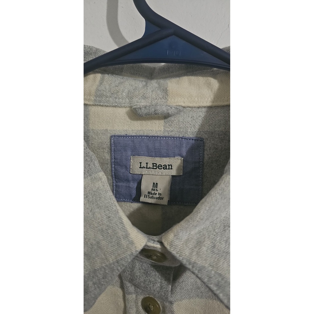 L.L. Bean Plaid Flannel Button Down Shirt Size Medium Ivory‎ Blue Preppy Soft - Picture 5 of 12
